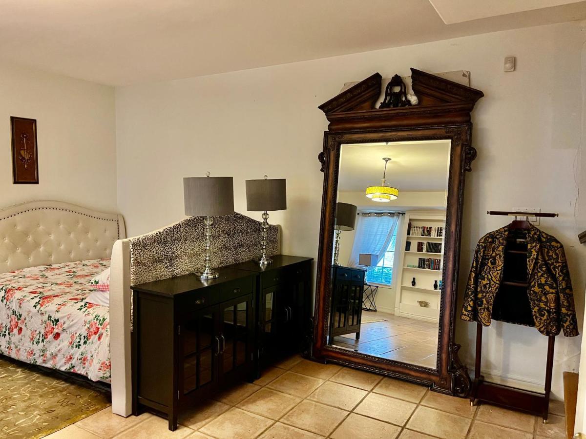 Homestay Hollywood Hills Los Angeles